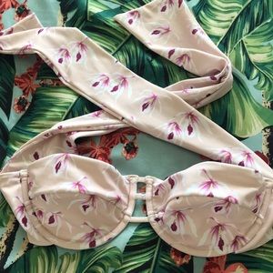 Acacia Swimwear Mykonos top in Island Orchid L